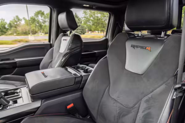 2023 Ford F-150 Raptor R — photo 28