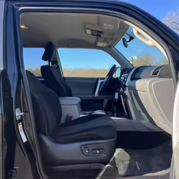 2011 Toyota 4Runner SR5 4×4 — photo 40