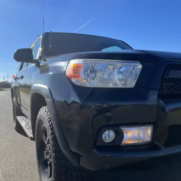 2011 Toyota 4Runner SR5 4×4 — photo 11