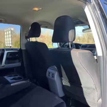 2011 Toyota 4Runner SR5 4×4 — photo 44