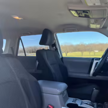 2011 Toyota 4Runner SR5 4×4 — photo 48