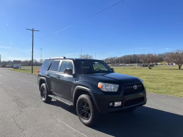 2011 Toyota 4Runner SR5 4×4 — photo 25