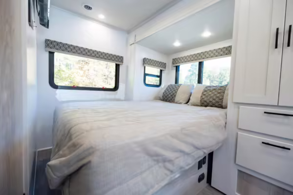 2023 Mercedes-Benz Sprinter 3500XD Isata 3 Series — photo 64