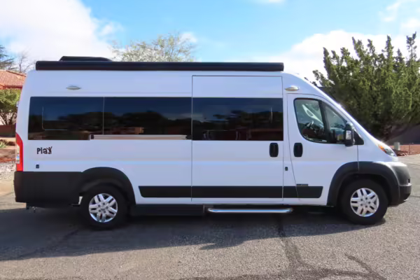 2021 Ram 3500 ProMaster Cargo Extended High Roof — photo 3