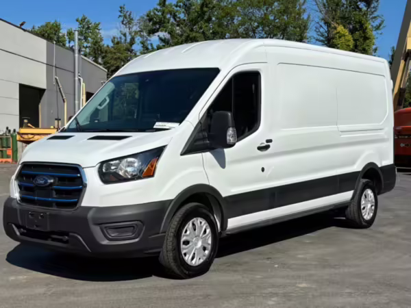 2022 Ford E-Transit 350