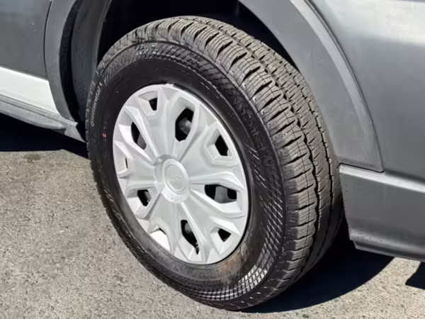 2022 Ford E-Transit 350 — photo 29