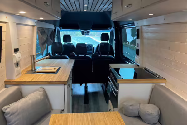 2020 Mercedes-Benz Sprinter 2500 — photo 25