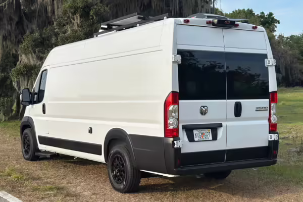 2024 Ram Promaster Cargo 3500 Extended High Roof — photo 3