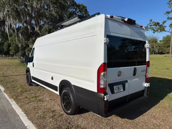 2024 Ram Promaster Cargo 3500 Extended High Roof — photo 10