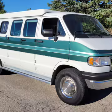 1996 Dodge Ram Van B3500