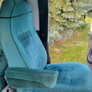 1996 Dodge Ram Van B3500 — photo 61