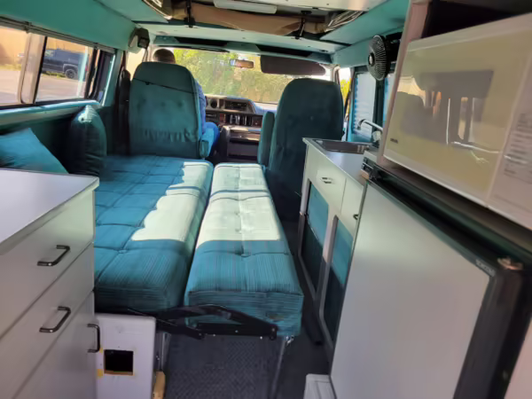 1996 Dodge Ram Van B3500 — photo 69