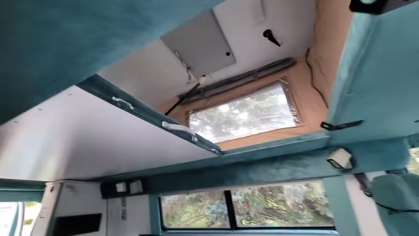 1996 Dodge Ram Van B3500 — photo 40