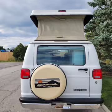1996 Dodge Ram Van B3500 — photo 5