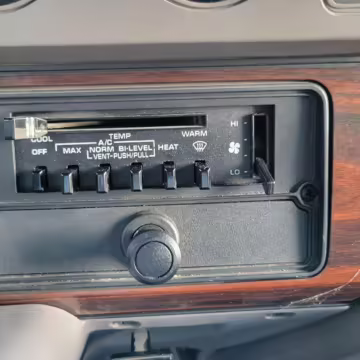 1996 Dodge Ram Van B3500 — photo 44
