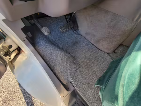 1996 Dodge Ram Van B3500 — photo 47