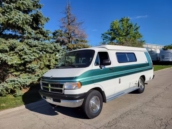 1996 Dodge Ram Van B3500 — photo 12