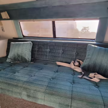 1996 Dodge Ram Van B3500 — photo 71