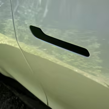 2022 Tesla Model Y Long Range AWD — photo 21