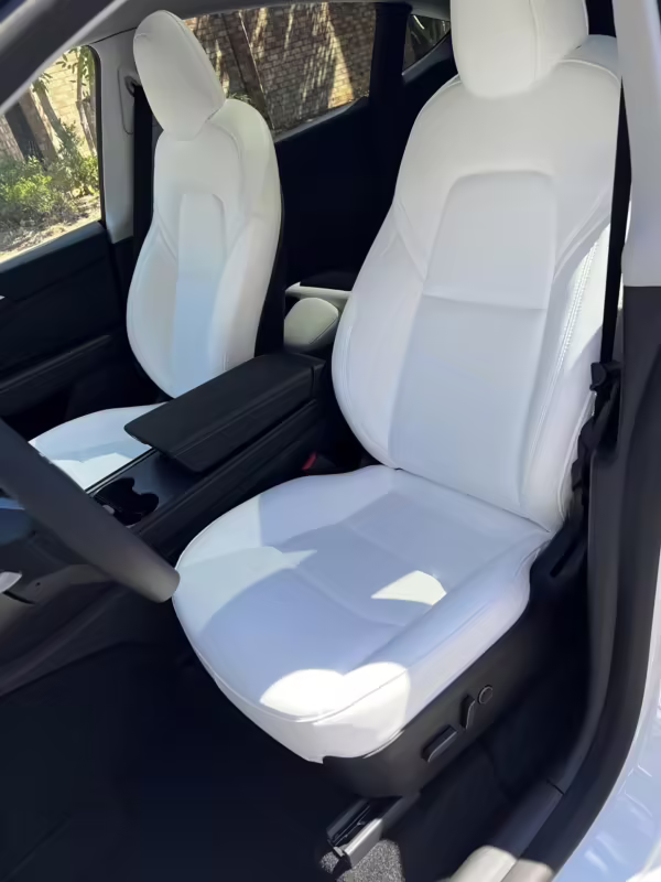 2022 Tesla Model Y Long Range AWD — photo 36
