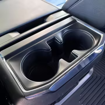 2022 Ford F-150 Lightning Lariat — photo 2