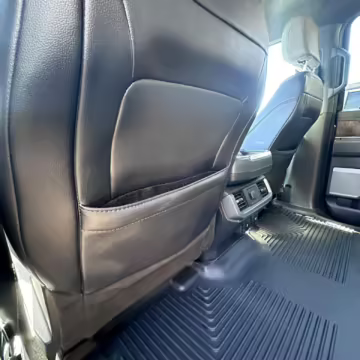 2022 Ford F-150 Lightning Lariat — photo 57
