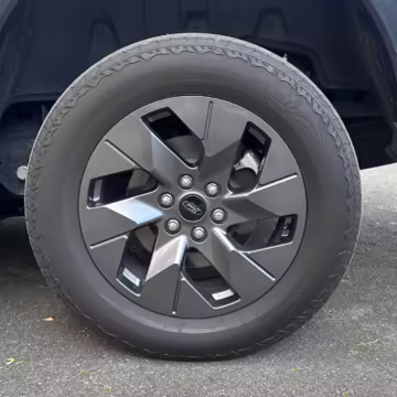 2022 Ford F-150 Lightning Lariat — photo 61