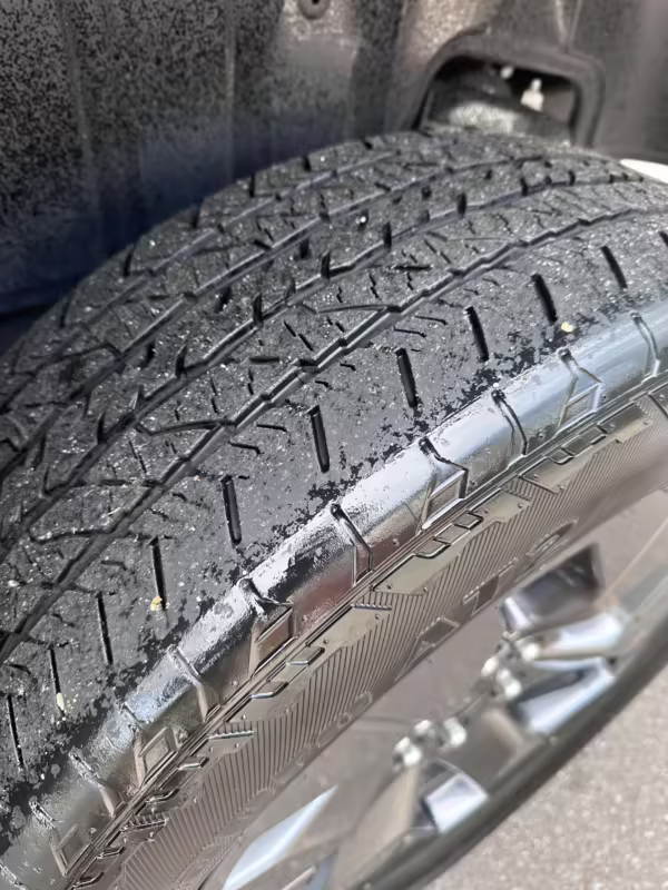 2022 Ford F-150 Lightning Lariat — photo 95