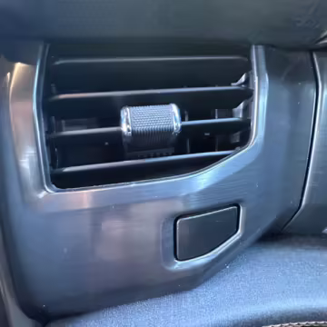 2022 Ford F-150 Lightning Lariat — photo 107