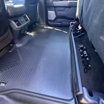2022 Ford F-150 Lightning Lariat — photo 127