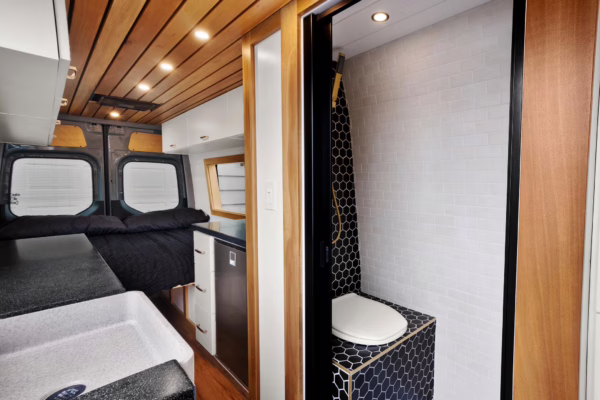 2022 Mercedes-Benz Sprinter 3500 — photo 51
