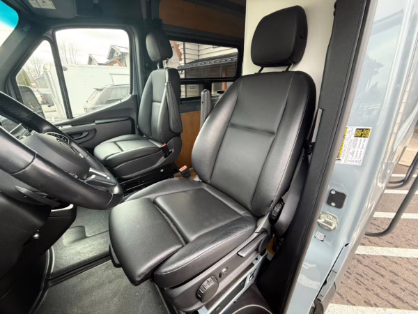 2022 Mercedes-Benz Sprinter 3500 — photo 41