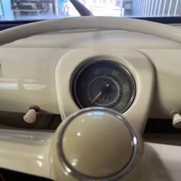 1975 Volkswagen Bus — photo 25