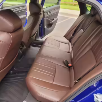 2019 Honda Accord — photo 17