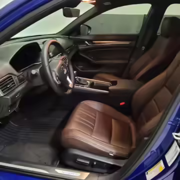 2019 Honda Accord — photo 32