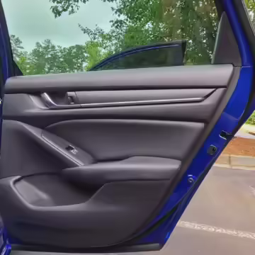 2019 Honda Accord — photo 34