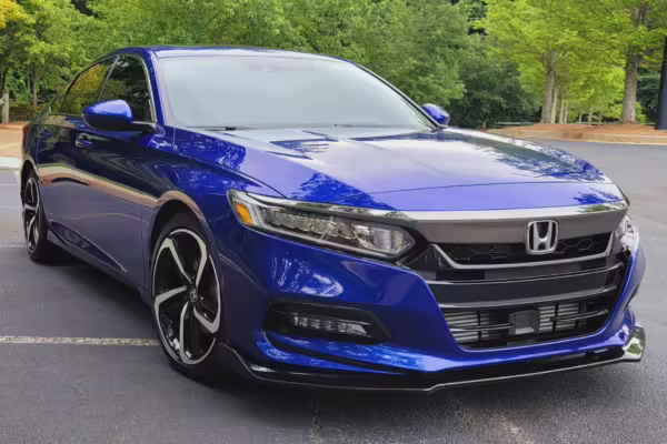 2019 Honda Accord — photo 5