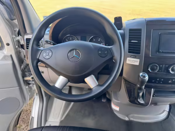 2015 Mercedes-Benz Sprinter 3500 Airstream Interstate — photo 72