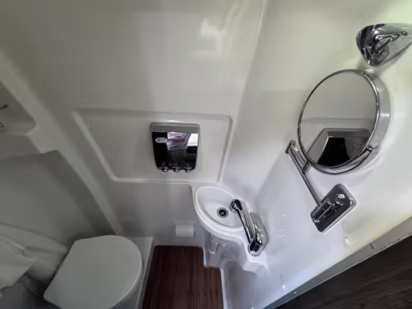 2015 Mercedes-Benz Sprinter 3500 Airstream Interstate — photo 63