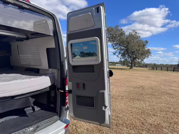 2015 Mercedes-Benz Sprinter 3500 Airstream Interstate — photo 45