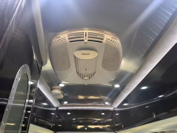 2015 Mercedes-Benz Sprinter 3500 Airstream Interstate — photo 34