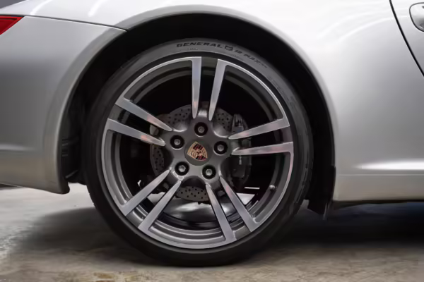 2006 Porsche 911 Carrera Coupe — photo 35