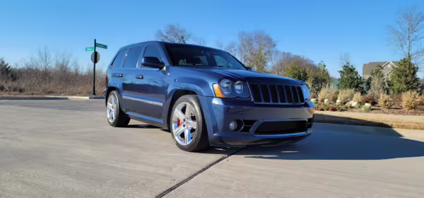 2009 Jeep Grand Cherokee SRT8 — photo 3