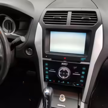 2015 Ford Explorer Sport — photo 27