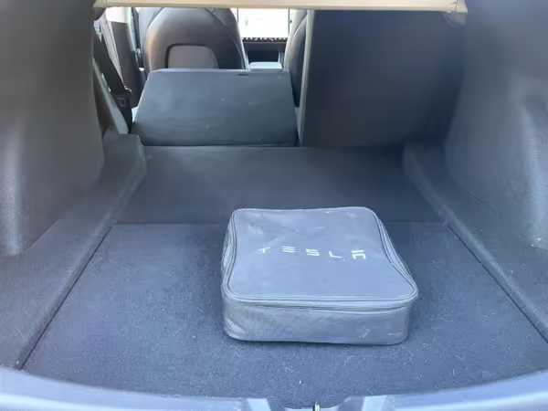 2018 Tesla Model 3 Mid Range RWD — photo 64