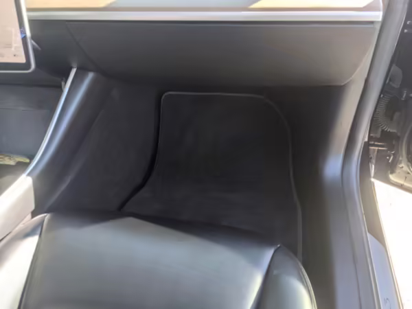 2018 Tesla Model 3 Long Range — photo 24