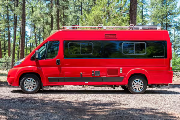 2015 Ram ProMaster 3500 Winnebago Travato — photo 2