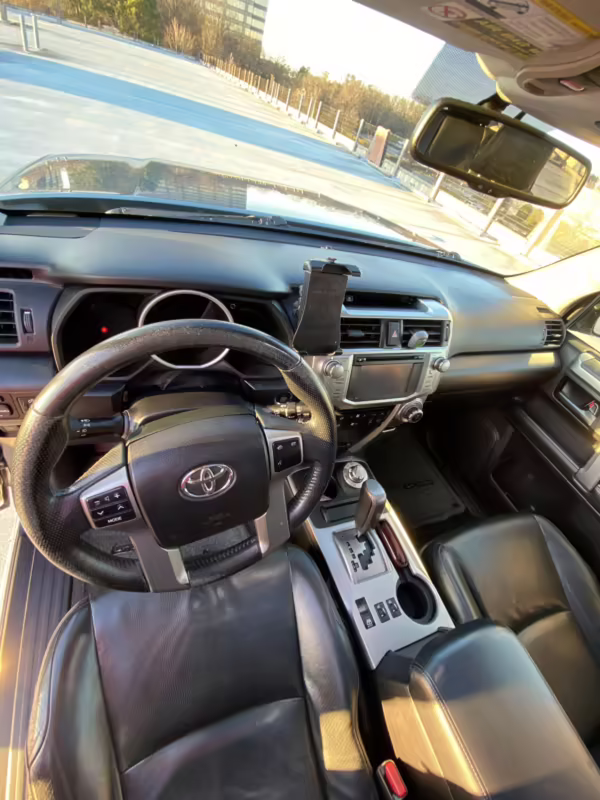 2012 Toyota 4Runner Limited 4×4 — photo 24