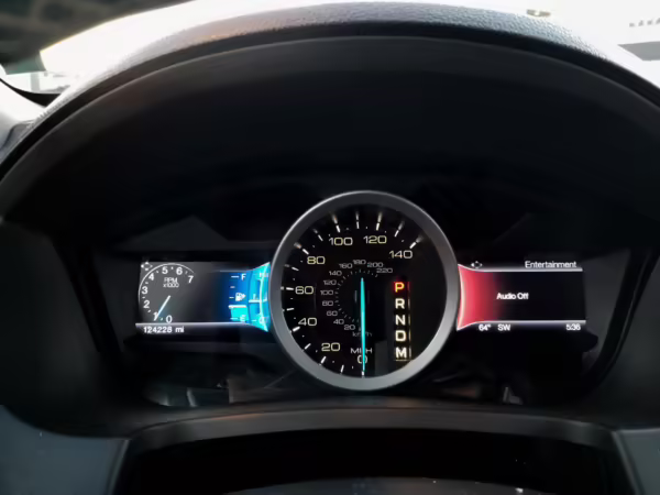 2015 Ford Explorer Sport — photo 32