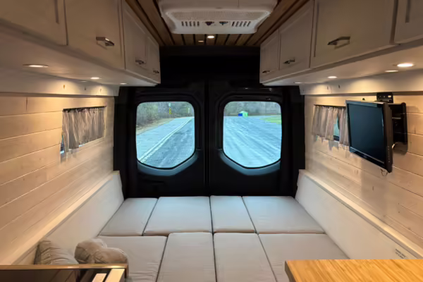 2020 Mercedes-Benz Sprinter 2500 — photo 26